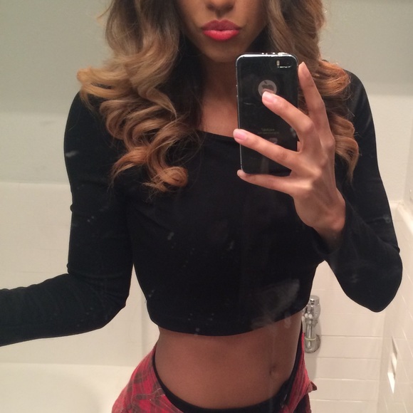 Torn By Ronny Kobo long sleeve CeeCee crop - Picture 3 of 3